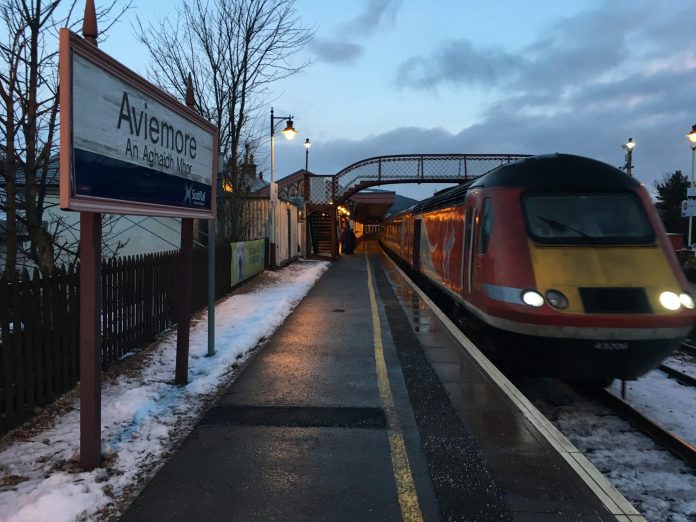 A Virgin East Coast HST at Aviemore station.