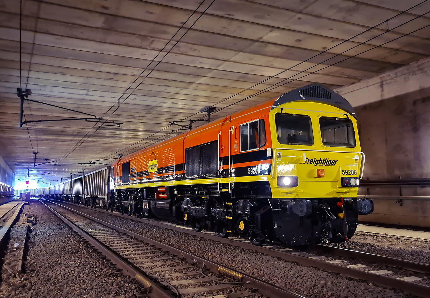 Freightliner hauls record aggregate tonnage for Mendip Rail - Rail UK