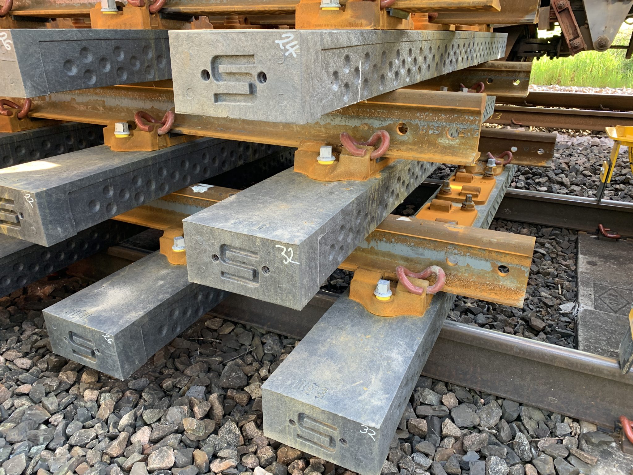 Material Used For Railway Tracks