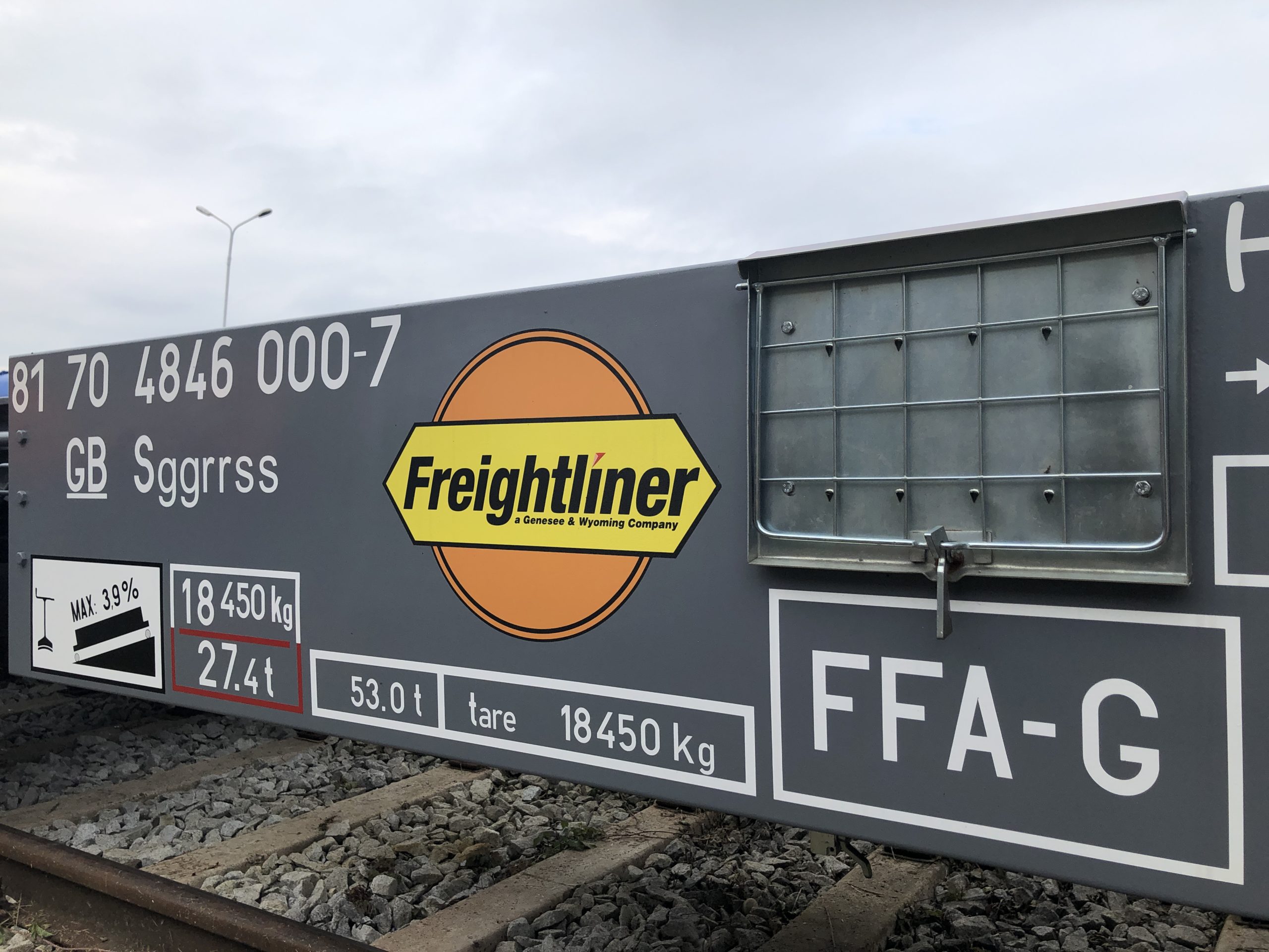 the-first-of-freightliner-s-new-ffa-g-wagons-arrive-in-the-uk-rail-uk