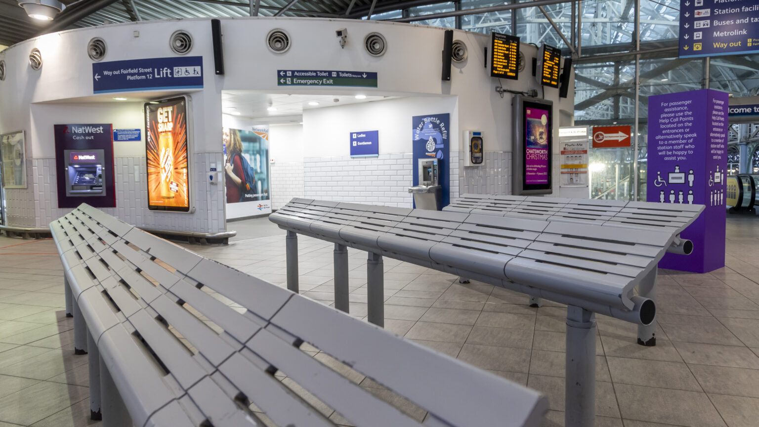 New Coffee Shop And Charging Points For Piccadilly Platforms