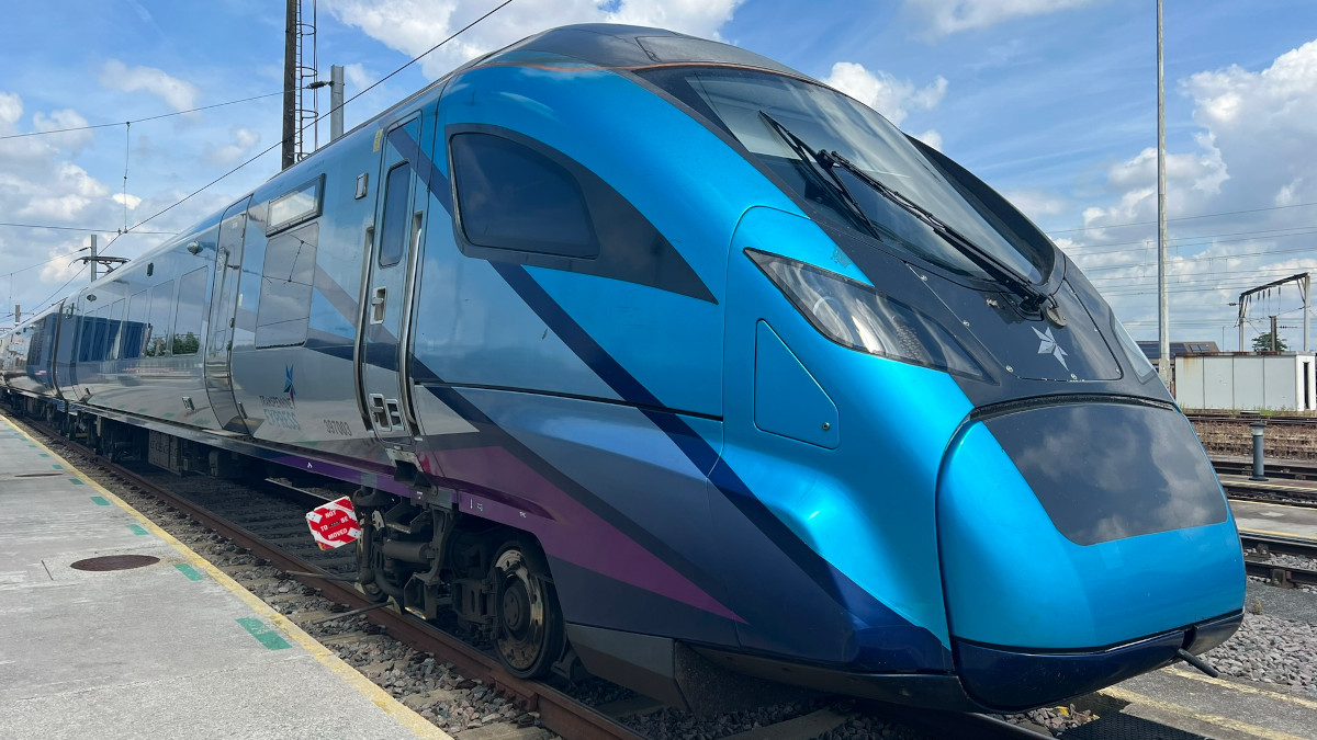 Alstom extends contract to maintain TransPennine Express Class 397 ...