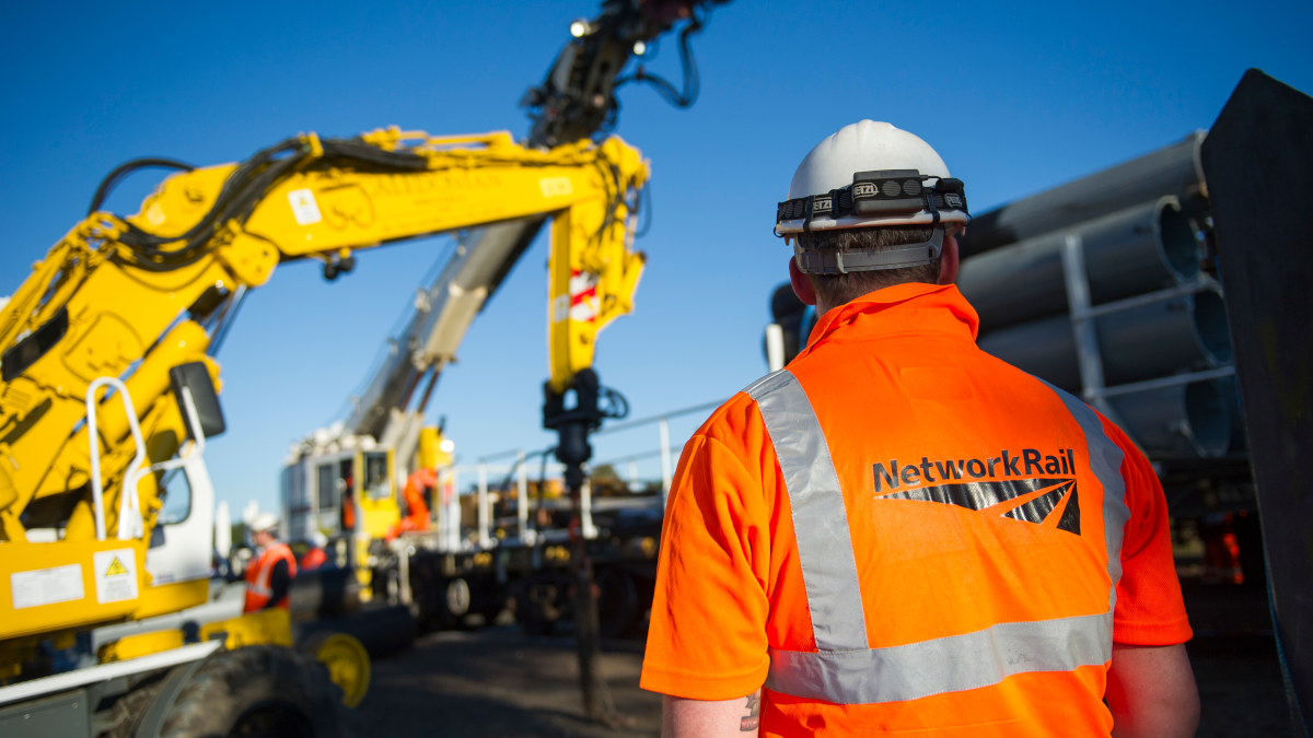 Network Rail highlights commitment to small and medium businesses as it ...