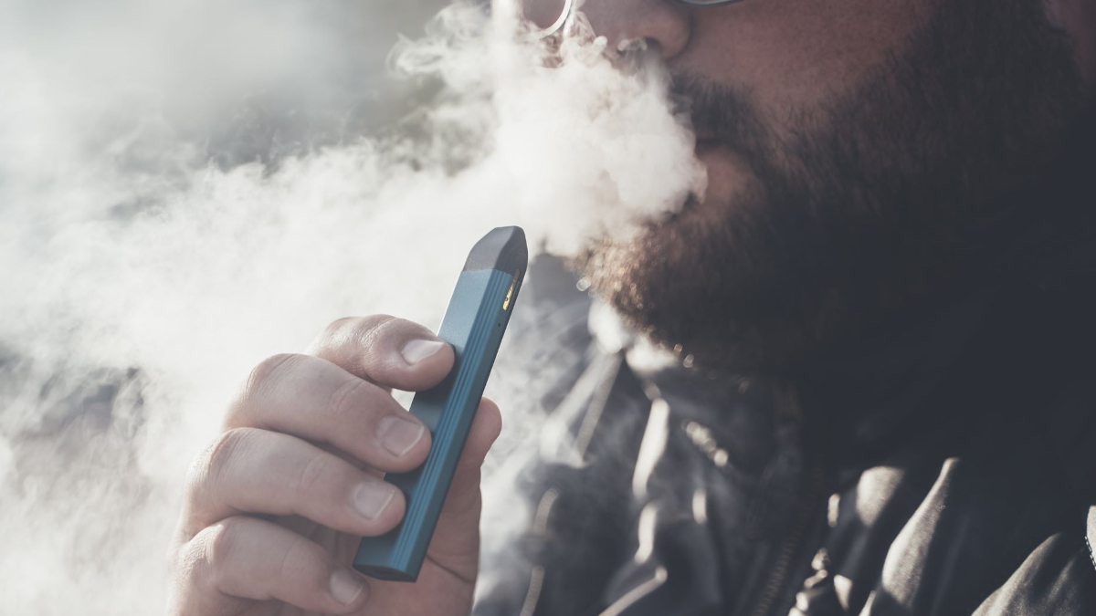 Northern warns sly vapers to 'give it up or get off the train'