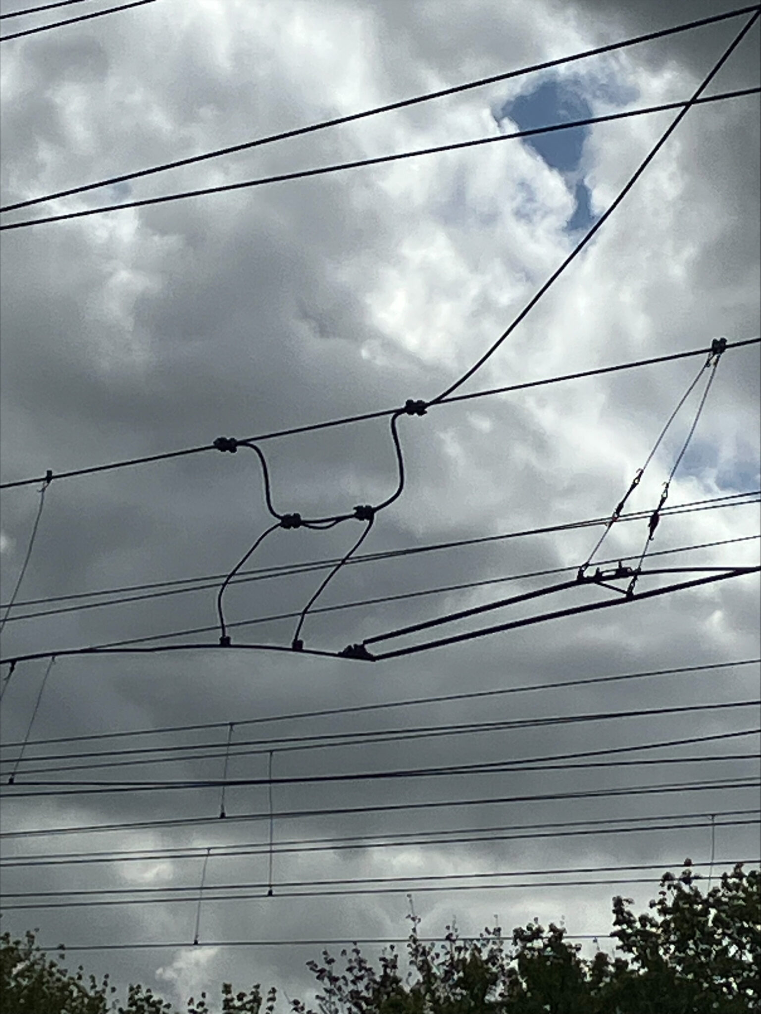 Passengers warned to plan ahead after overhead wire damage at ...