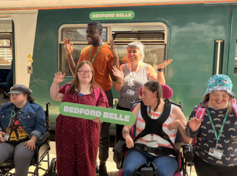 LNR honours Bedford’s bell-ringing heritage with train name