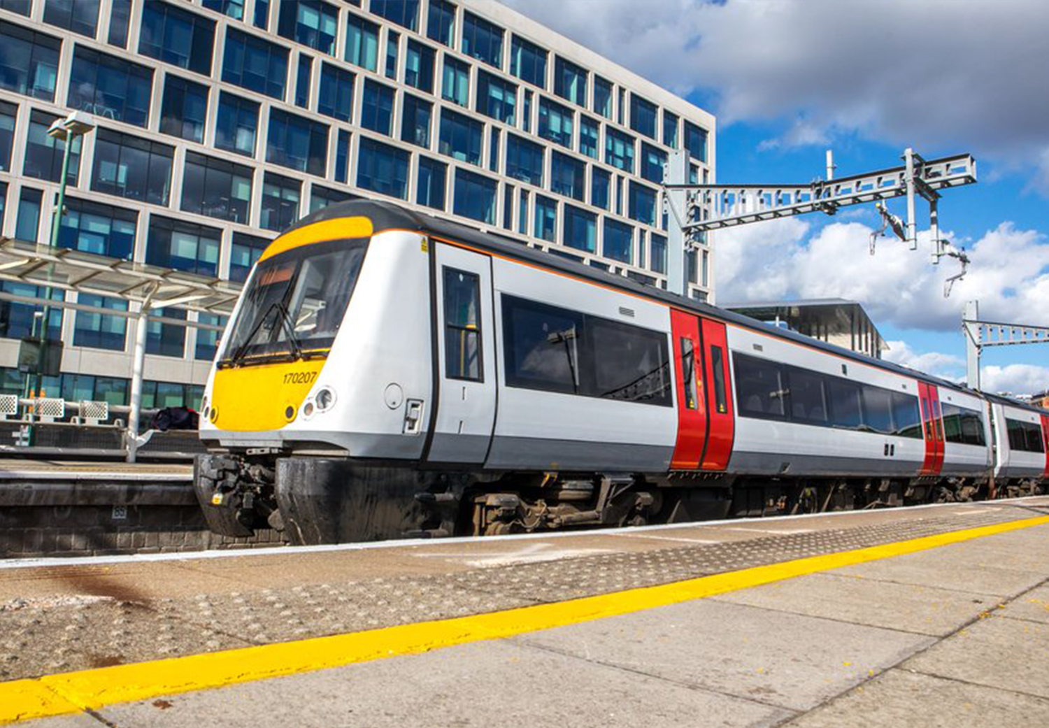 200 new train driver jobs attracts 10,000 applicants Rail UK